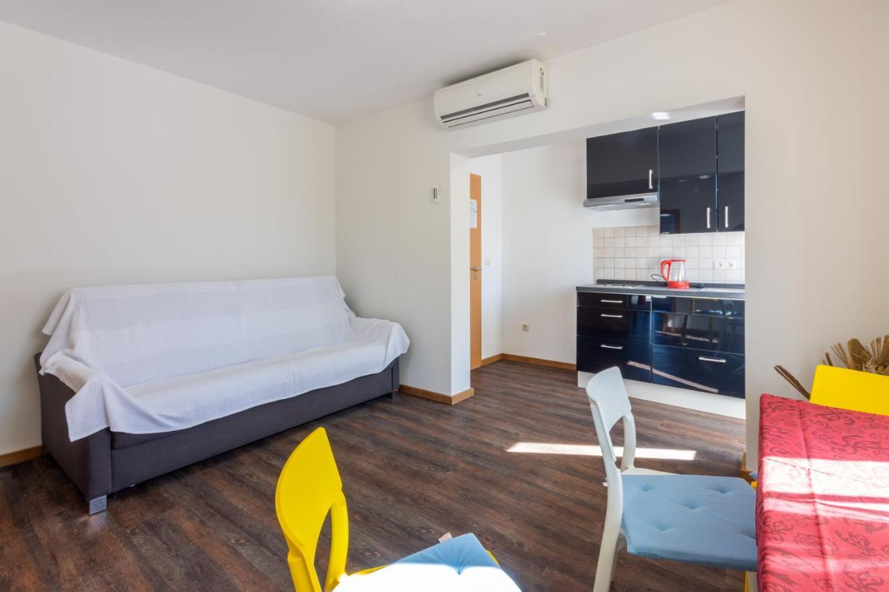 Rimac Apartment And Rooms Novi Vinodolski Exterior photo